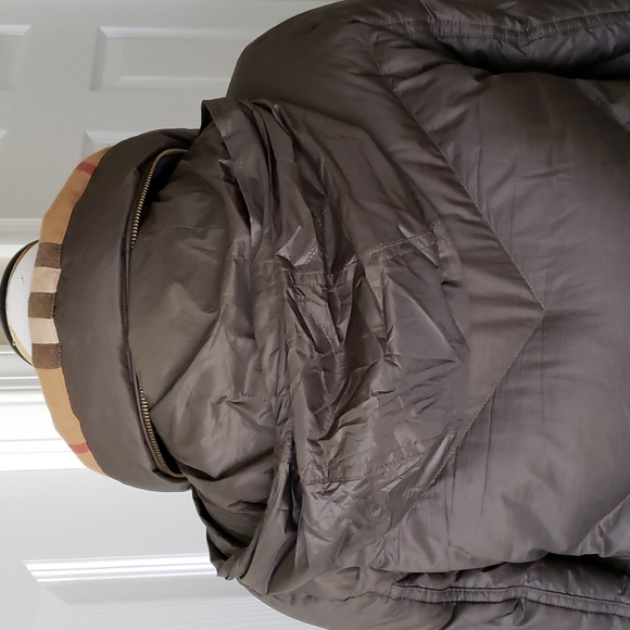 BURBERRY EASTWICK CHEVRON DOWN FILLED COAT PUFFER - Picture 7 of 14